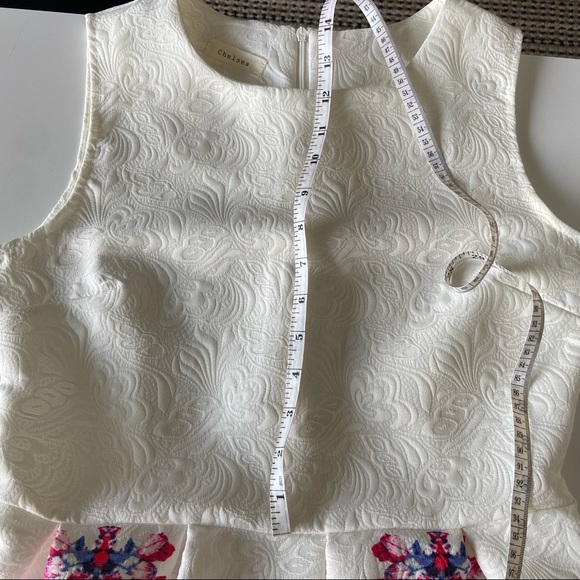 Chelsea Mini Dress - Picture 11 of 14